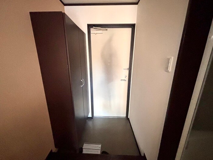 物件内観写真21　(玄関)