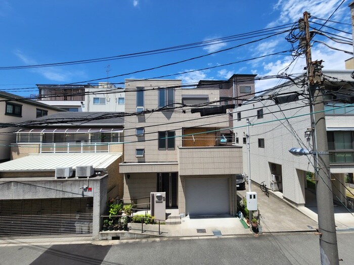 物件内観写真17　(室内からの展望)