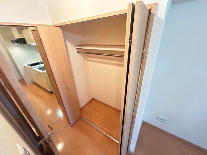 物件内観写真13　(収納)