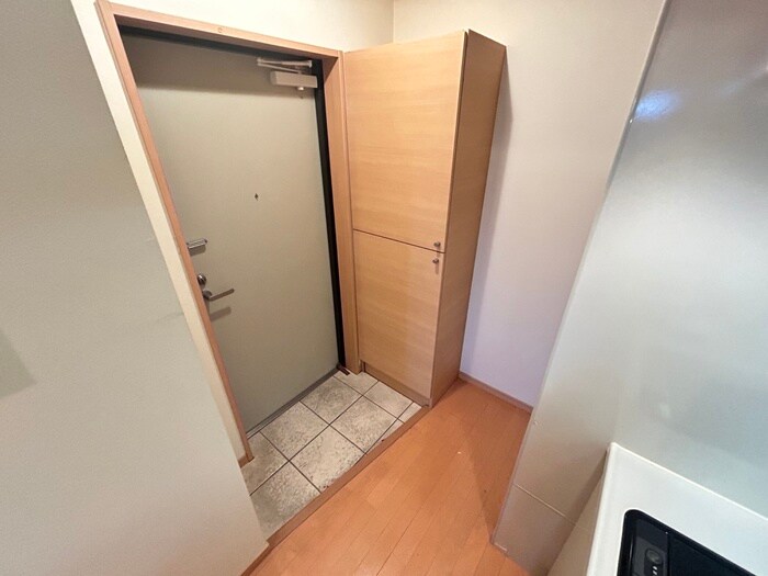 物件内観写真14　(玄関)