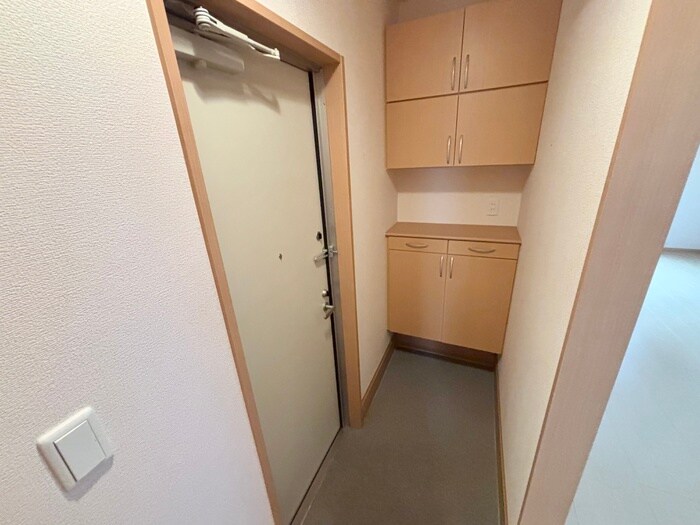 物件内観写真15　(玄関)