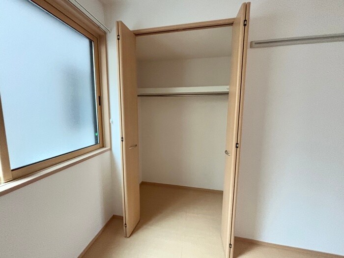 物件内観写真17　(収納)