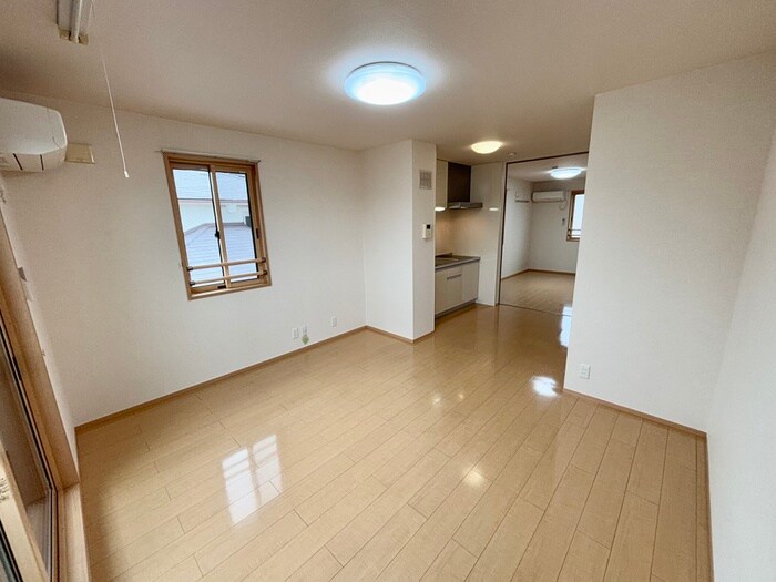 物件内観写真21　(居室)