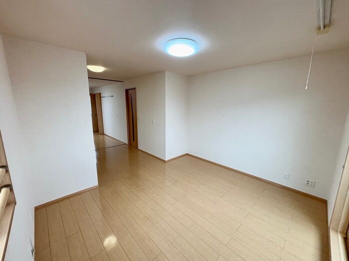 物件内観写真22　(居室)