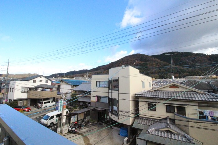 物件内観写真22　(室内からの展望)