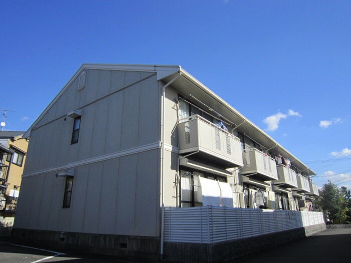 物件外観写真5　(エントランス部分)