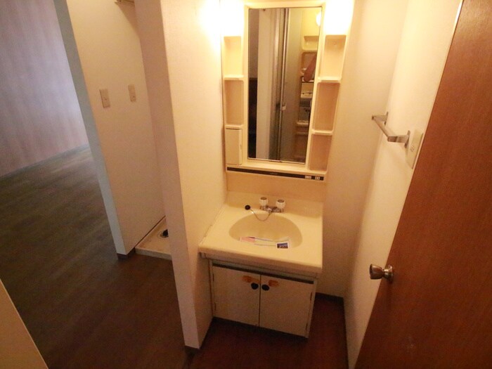 物件内観写真15　(洗面)