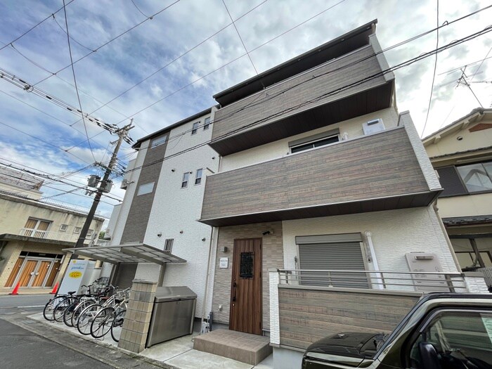 物件外観写真6　(外観写真)