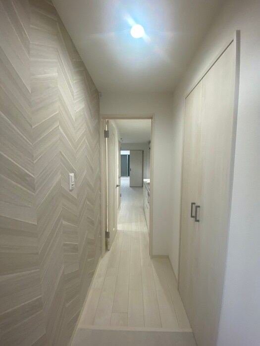 物件内観写真7　(玄関)