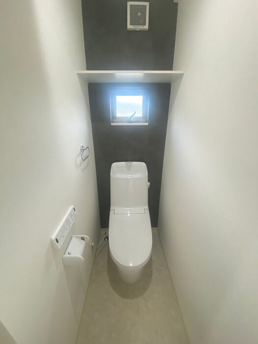 物件内観写真13　(トイレ)