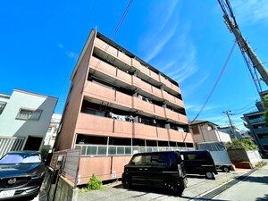 吉田ロイヤル外観写真