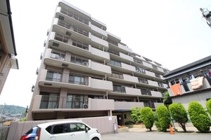 ﾗｲｵﾝｽﾞﾏﾝｼｮﾝ山科小野(506）外観写真