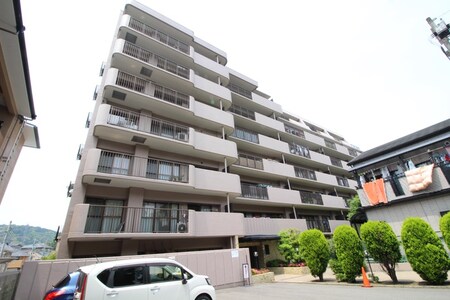 ﾗｲｵﾝｽﾞﾏﾝｼｮﾝ山科小野(506）外観写真