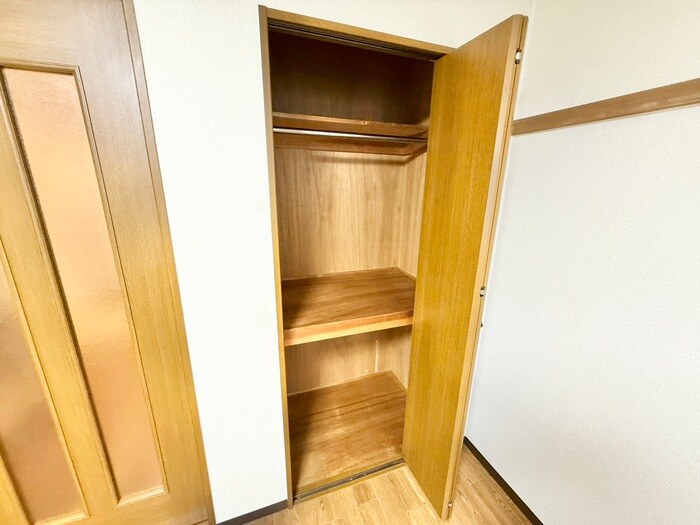 物件内観写真16　(収納)