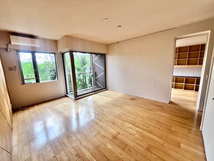 物件内観写真11　(居室)