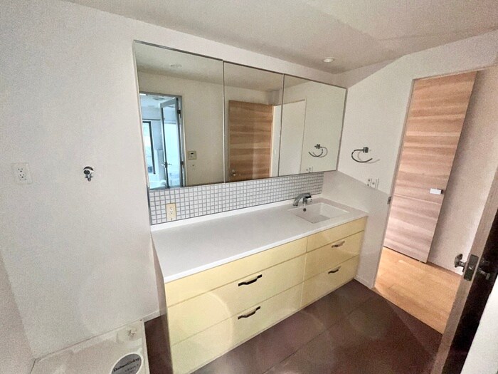 物件内観写真14　(洗面)