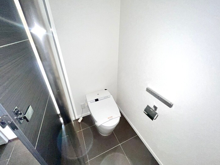 物件内観写真15　(トイレ)