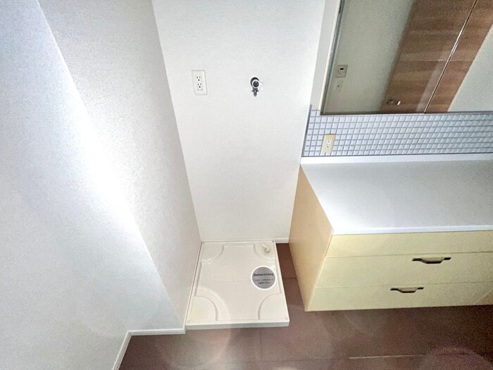 物件内観写真22　(洗濯機置場)