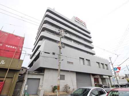 新大阪ゴルフビル外観写真