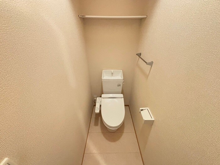 物件内観写真11　(トイレ)