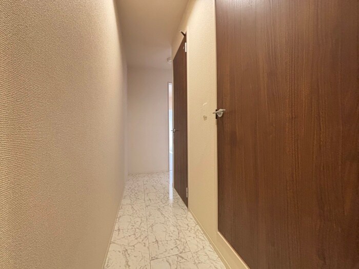 物件内観写真19　(廊下)