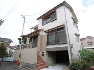 東大阪市池之端町貸家外観写真