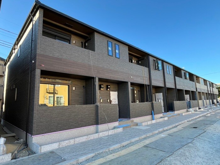 物件外観写真2　(外観写真)