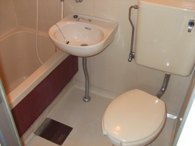 物件内観写真6　(バス／シャワールーム等)