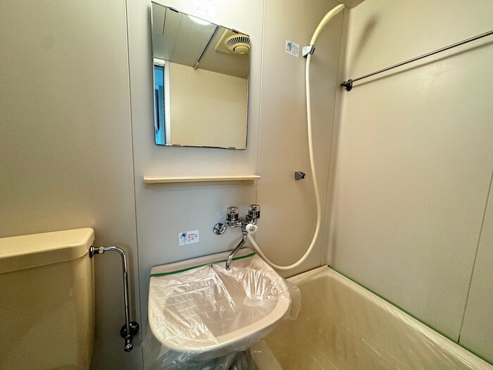 物件内観写真11　(洗面)