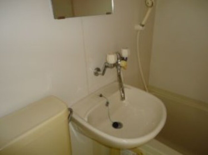 物件内観写真10　(洗面)