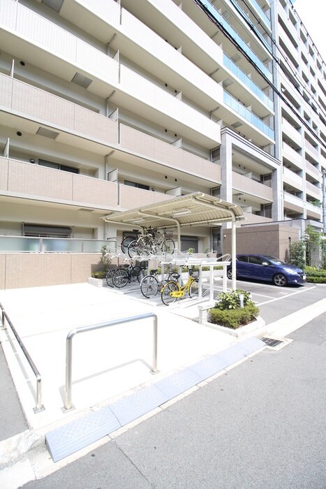 物件外観写真3　(駐輪場)