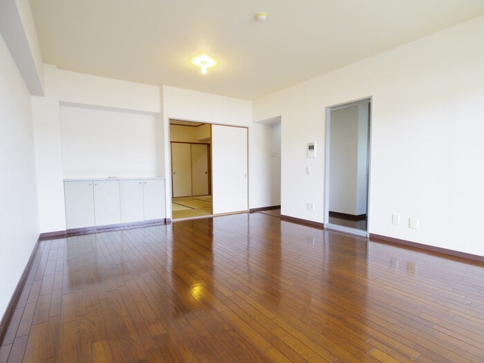 物件内観写真8　(居室)