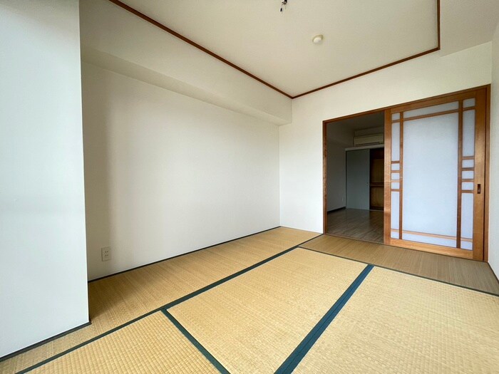 物件内観写真10　(居室)