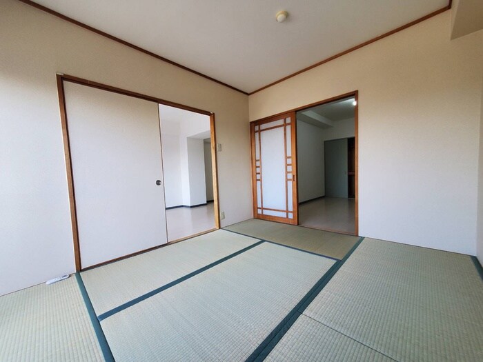 物件内観写真11　(居室)