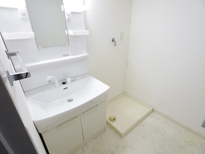 物件内観写真12　(洗面)