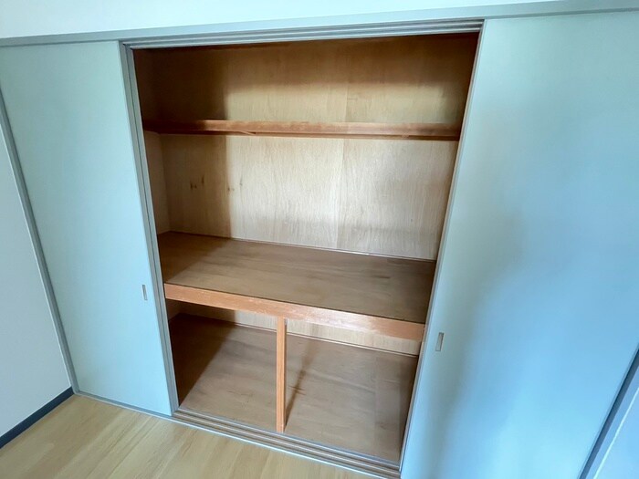 物件内観写真18　(収納)
