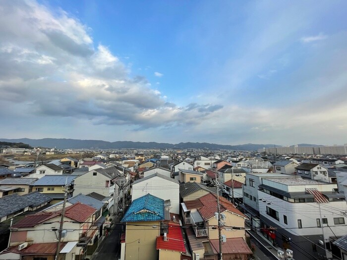 物件内観写真22　(室内からの展望)