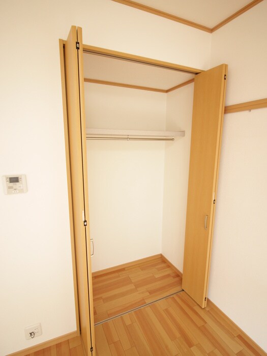 物件内観写真9　(収納)