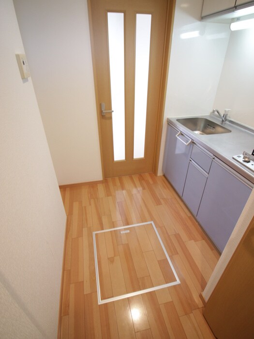 物件内観写真16　(廊下)