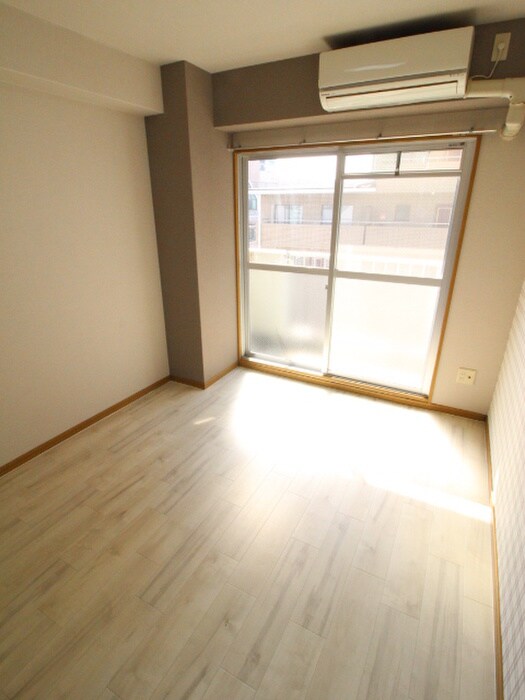 物件内観写真21　(居室)