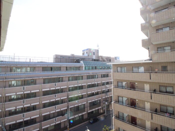 物件内観写真22　(室内からの展望)