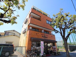 井上マンション外観写真