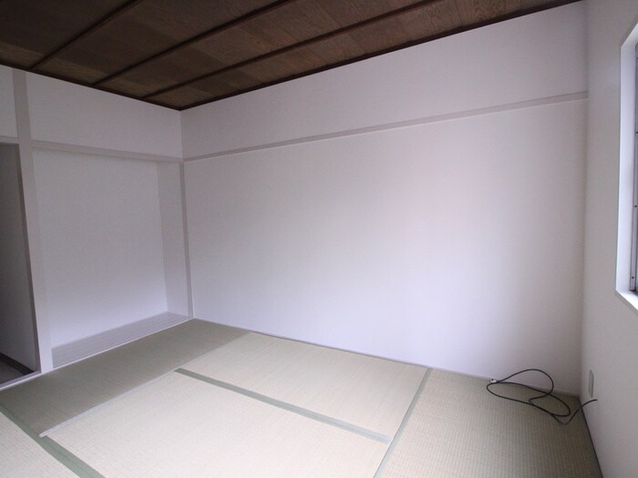 物件内観写真11　(居室)