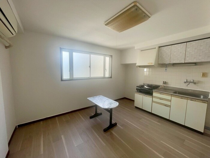 物件内観写真4　(内観写真)