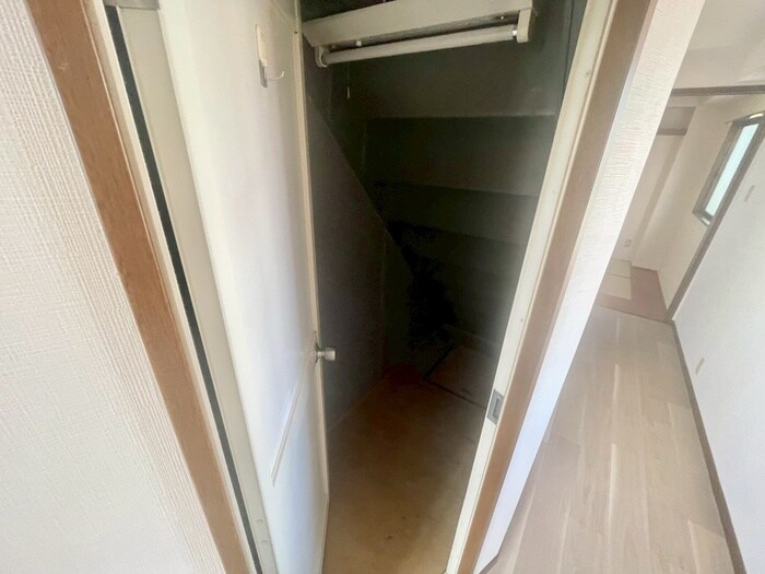 物件内観写真17　(収納)