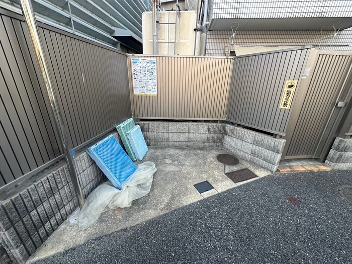 物件外観写真3　(建物設備)
