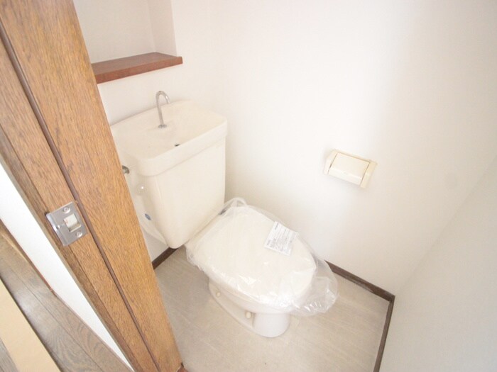 物件内観写真10　(トイレ)