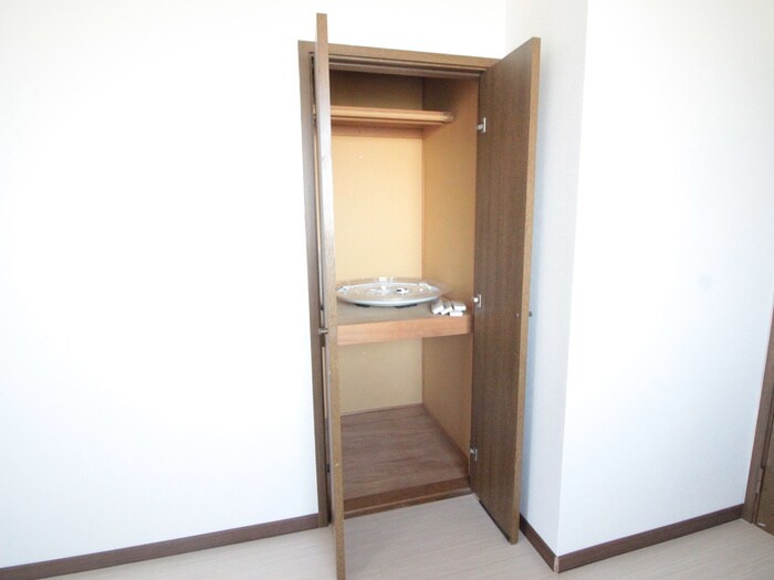 物件内観写真16　(収納)
