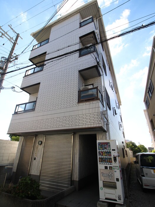 物件外観写真3　(外観写真)