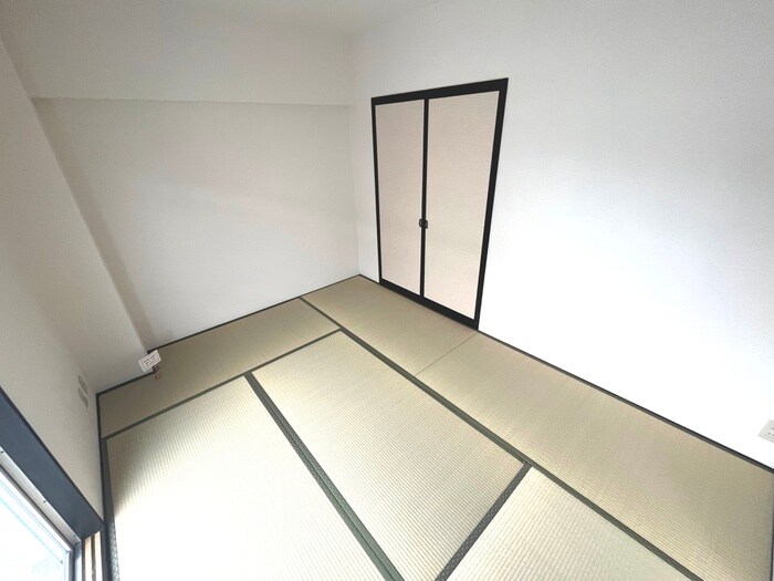 物件内観写真8　(居室)